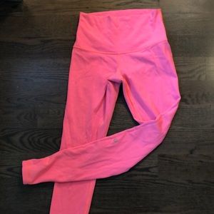 Lululemon Wunder under reversible tights